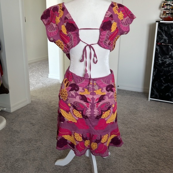 NWT Maeve from Anthropologie Pink/ Purple Embroidered Dress - 8 - Picture 6 of 9